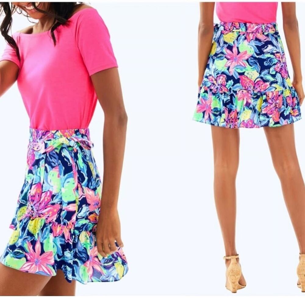 Lilly Pulitzer size 6 Nessa wrap skirt in the "Nauti Navy Capri Soleil"